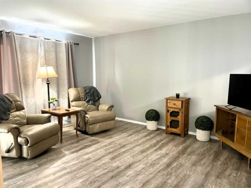 4516 45 Street, Rycroft, AB - Indoor