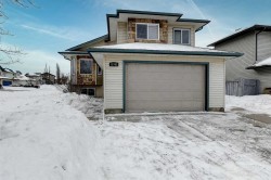 12702 Crystal Lake Drive  Grande Prairie, AB T8X 1T6