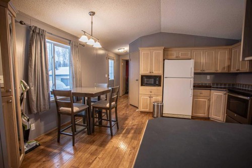 15 Dewberry Road, High Level, AB - Indoor