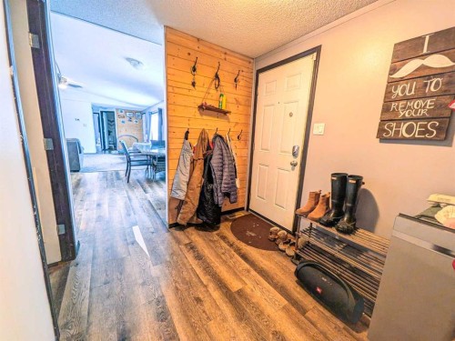 4523 51 Street, Rycroft, AB - Indoor Photo Showing Other Room