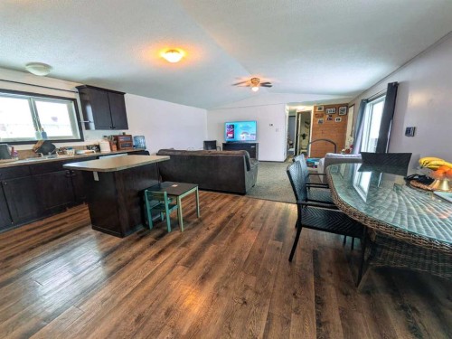 4523 51 Street, Rycroft, AB - Indoor