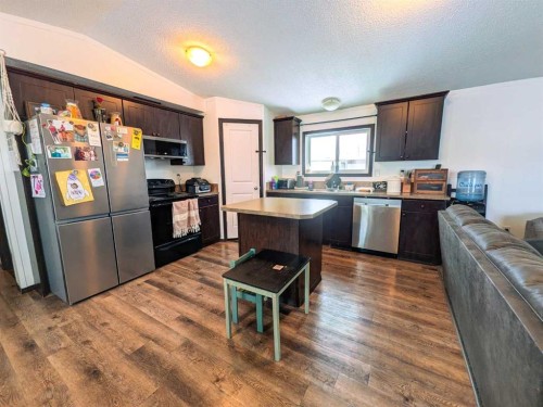 4523 51 Street, Rycroft, AB - Indoor Photo Showing Kitchen With Stainless Steel Kitchen