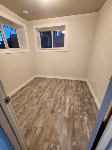 4 Boyer Close, High Level, AB - Indoor Photo Showing Other Room