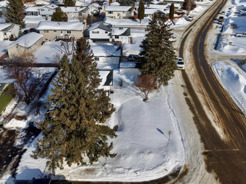9714 77 Avenue, Peace River, AB - Outdoor With View