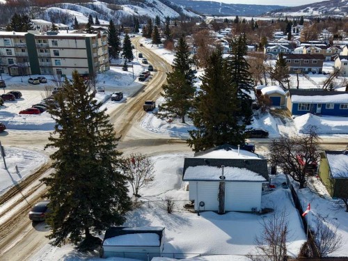 9714 77 Avenue, Peace River, AB - Outdoor With View