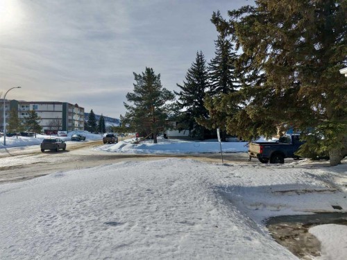 9714 77 Avenue, Peace River, AB - Outdoor With View