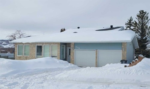 7110 99A Street  Peace River, AB T8S 1B2