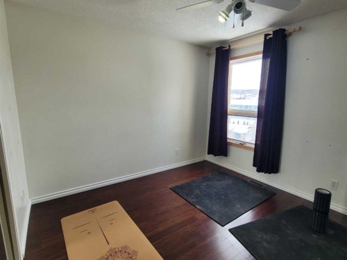 7110 99A Street, Peace River, AB - Indoor Photo Showing Other Room