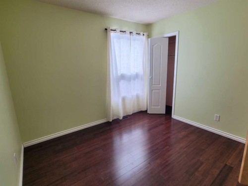7110 99A Street, Peace River, AB - Indoor Photo Showing Other Room