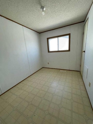 10508 98 Avenue, High Level, AB - Indoor Photo Showing Other Room