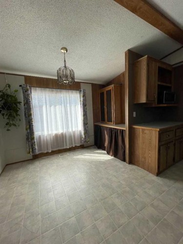 10508 98 Avenue, High Level, AB - Indoor