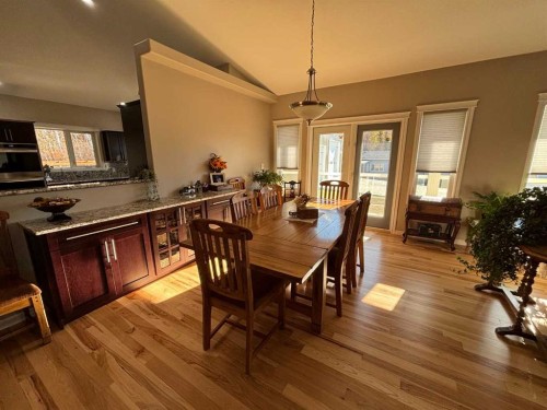 11111 99 Street, Peace River, AB - Indoor Photo Showing Dining Room