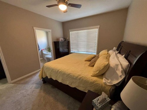 11111 99 Street, Peace River, AB - Indoor Photo Showing Bedroom