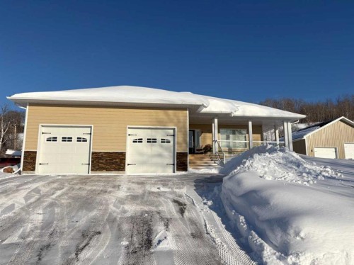 11111 99 Street  Peace River, AB T8S 1L7