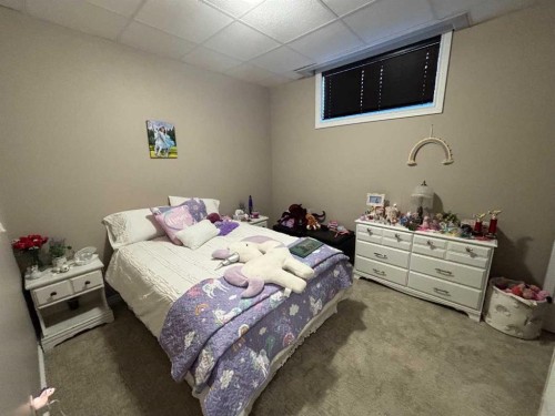 11111 99 Street, Peace River, AB - Indoor Photo Showing Bedroom