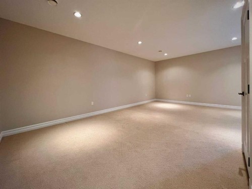 36-1049 Alberta Avenue, Debolt, AB - Indoor Photo Showing Other Room