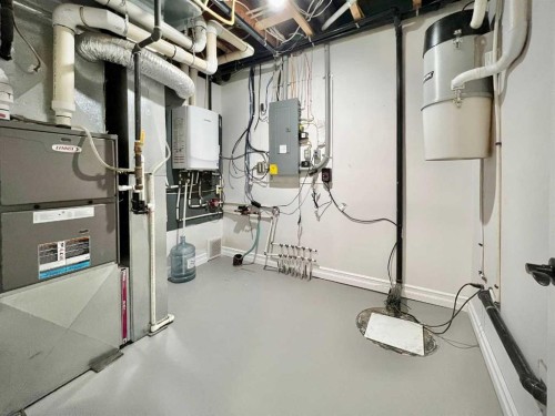 36-1049 Alberta Avenue, Debolt, AB - Indoor Photo Showing Basement