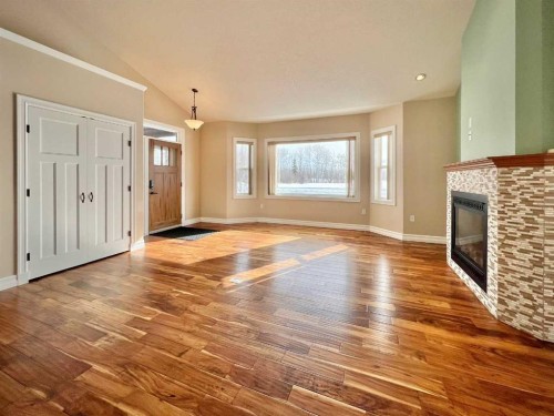 36-1049 Alberta Avenue, Debolt, AB - Indoor With Fireplace