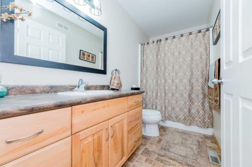 734082B Range Road 51, Sexsmith, AB - Indoor Photo Showing Bathroom