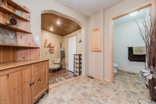 734082B Range Road 51, Sexsmith, AB - Indoor Photo Showing Other Room