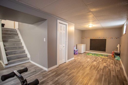 10011 100 Street, High Level, AB - Indoor