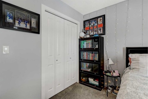 9515B 112 Avenue, Clairmont, AB - Indoor