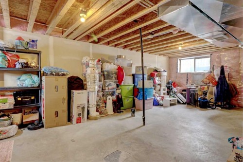 9515B 112 Avenue, Clairmont, AB - Indoor Photo Showing Basement