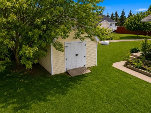 9105 Forest Street, La Crete, AB 
