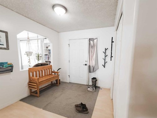 9105 Forest Street, La Crete, AB 