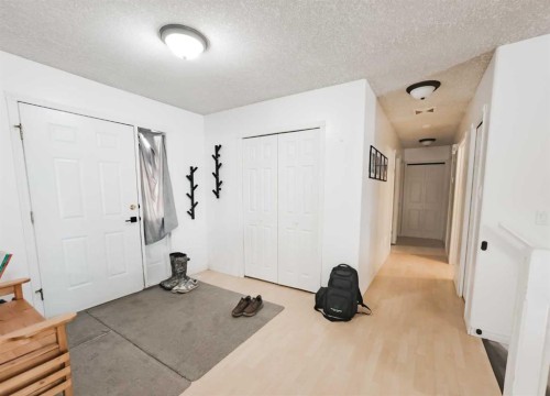 9105 Forest Street, La Crete, AB 