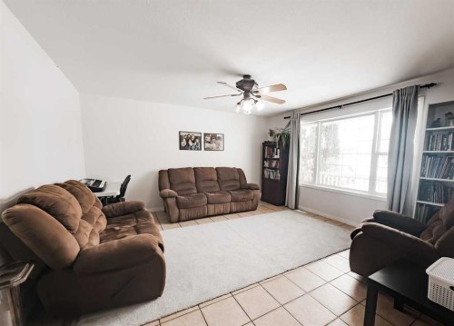 9105 Forest Street, La Crete, AB 