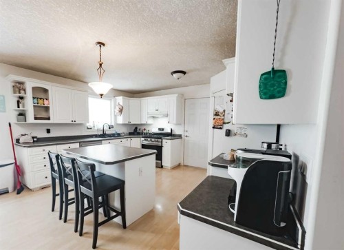 9105 Forest Street, La Crete, AB 