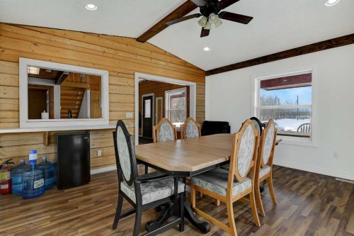 730080 Range Road 32, Teepee Creek, AB - Indoor Photo Showing Dining Room