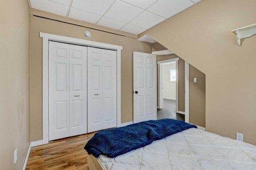 730080 Range Road 32, Teepee Creek, AB - Indoor Photo Showing Bedroom