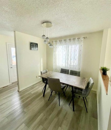 116 Central Avenue Nw, Falher, AB - Indoor Photo Showing Dining Room