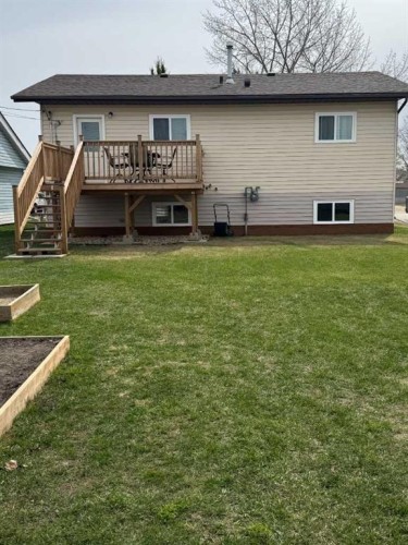 116 Central Avenue Nw, Falher, AB - Outdoor With Deck Patio Veranda