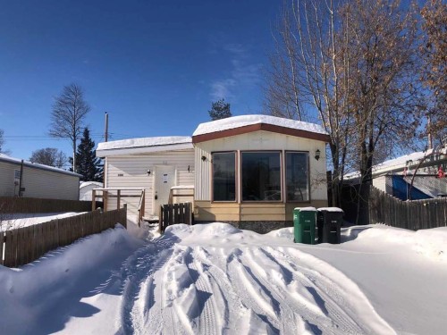 9908 105 Street, High Level, AB - Outdoor