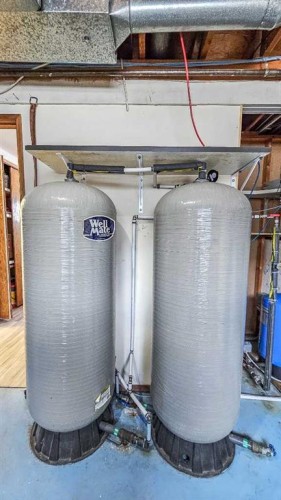 69565 Range Road 65, Grovedale, AB - Indoor Photo Showing Garage