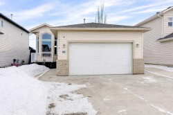 66 Pinnacle Lake Drive Grande Prairie, AB T8W 0A9
