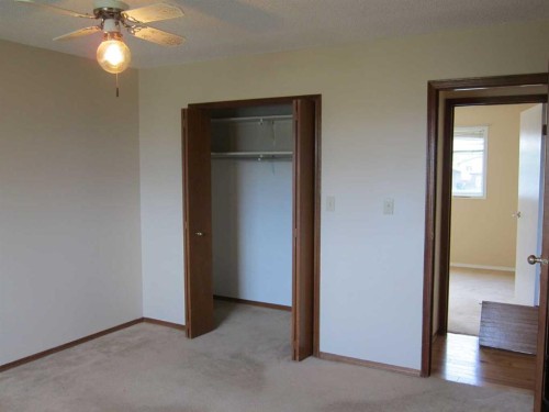 4306 53 Street, Grimshaw, AB - Indoor Photo Showing Other Room