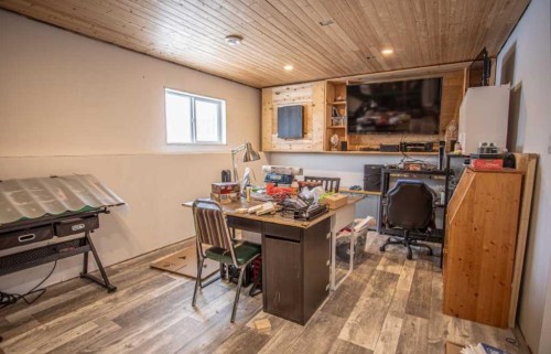 3 Boyer Close, High Level, AB - Indoor