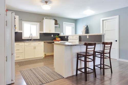 403-69402 Range Road 82, Grovedale, AB 