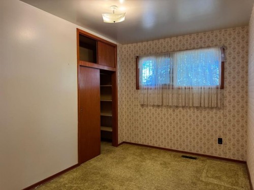 10317 114 Street, Fairview, AB 