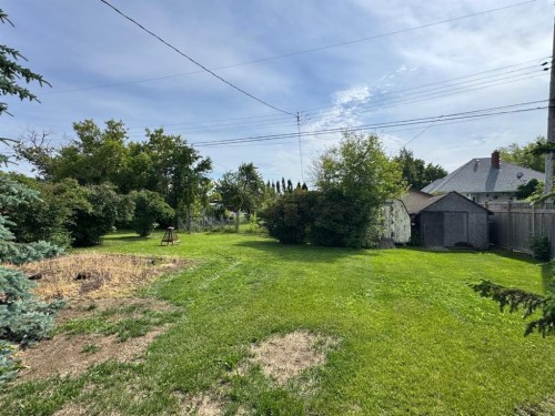 10317 114 Street, Fairview, AB 