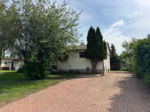 10317 114 Street, Fairview, AB 