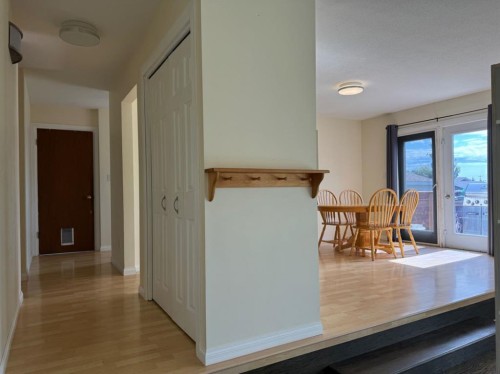 11721 103 Avenue, Fairview, AB - Indoor