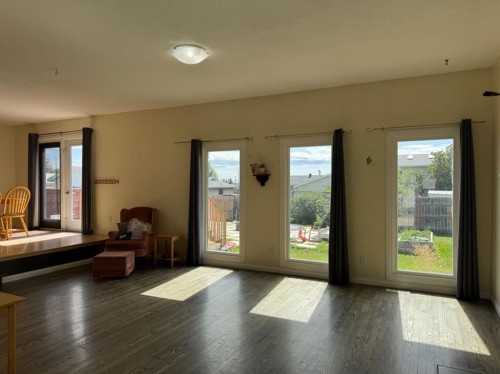 11721 103 Avenue, Fairview, AB - Indoor Photo Showing Other Room