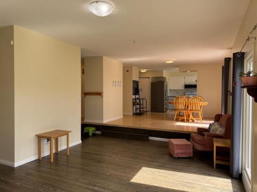 11721 103 Avenue, Fairview, AB - Indoor