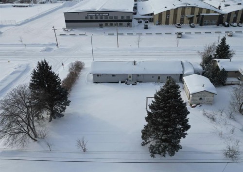 10202 99 Ave, La Crete, AB - Outdoor