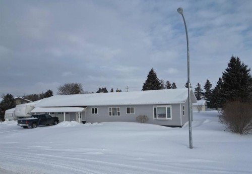 10202 99 Ave, La Crete, AB - Outdoor